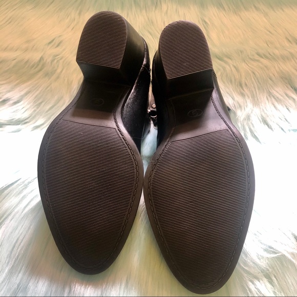 Sz. 9 Black Ankle Boots - Picture 12 of 16